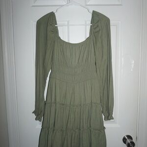 Green Tiered Ruched Sundress with Scoop Neck